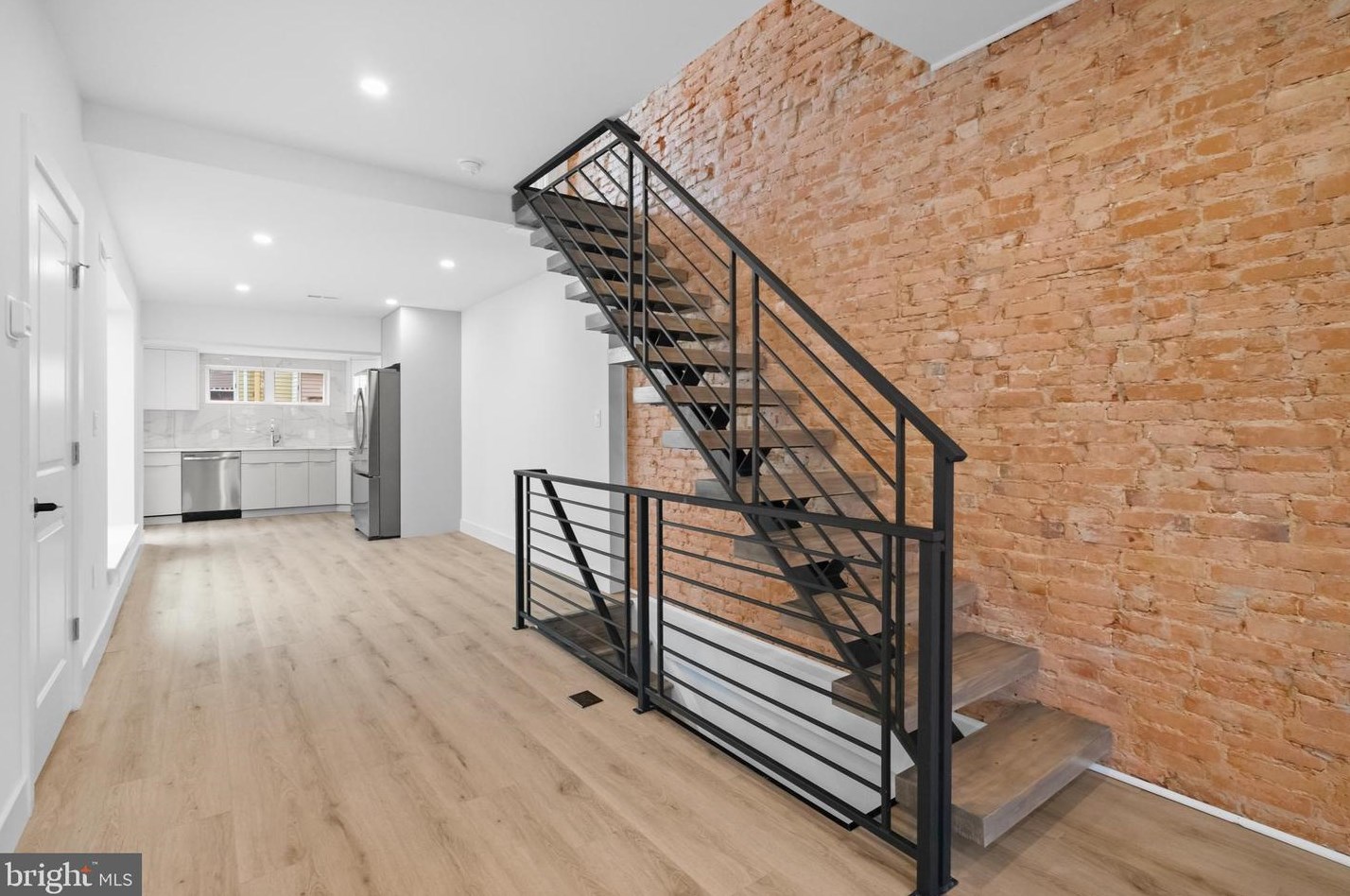 128 Mifflin St, Philadelphia PA 19148-1612 exterior