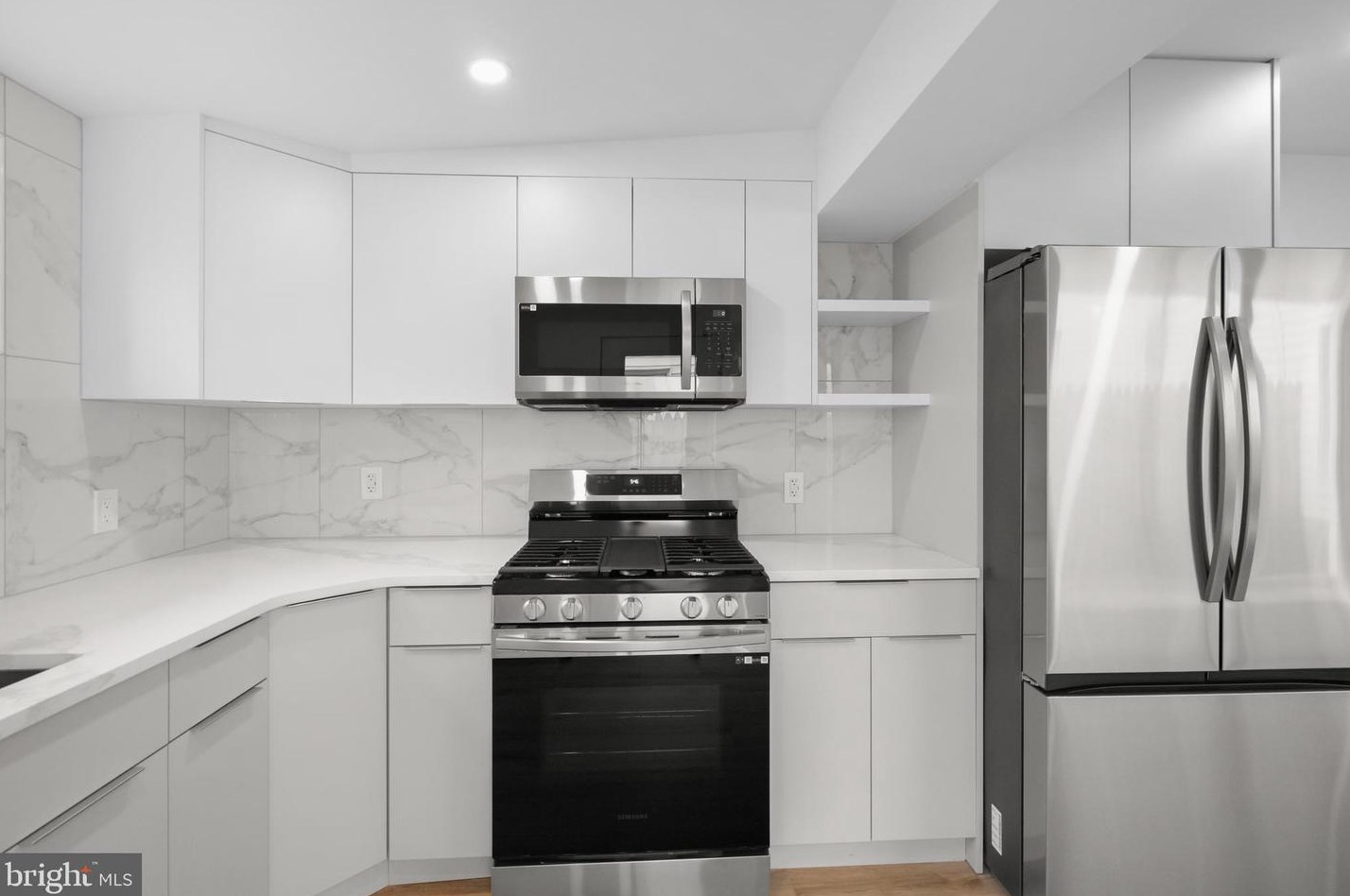 128 Mifflin St, Philadelphia PA 19148-1612 exterior