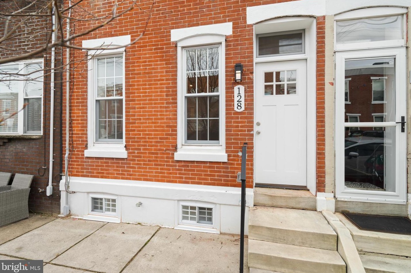 128 Mifflin St, Philadelphia, PA 19148-1904