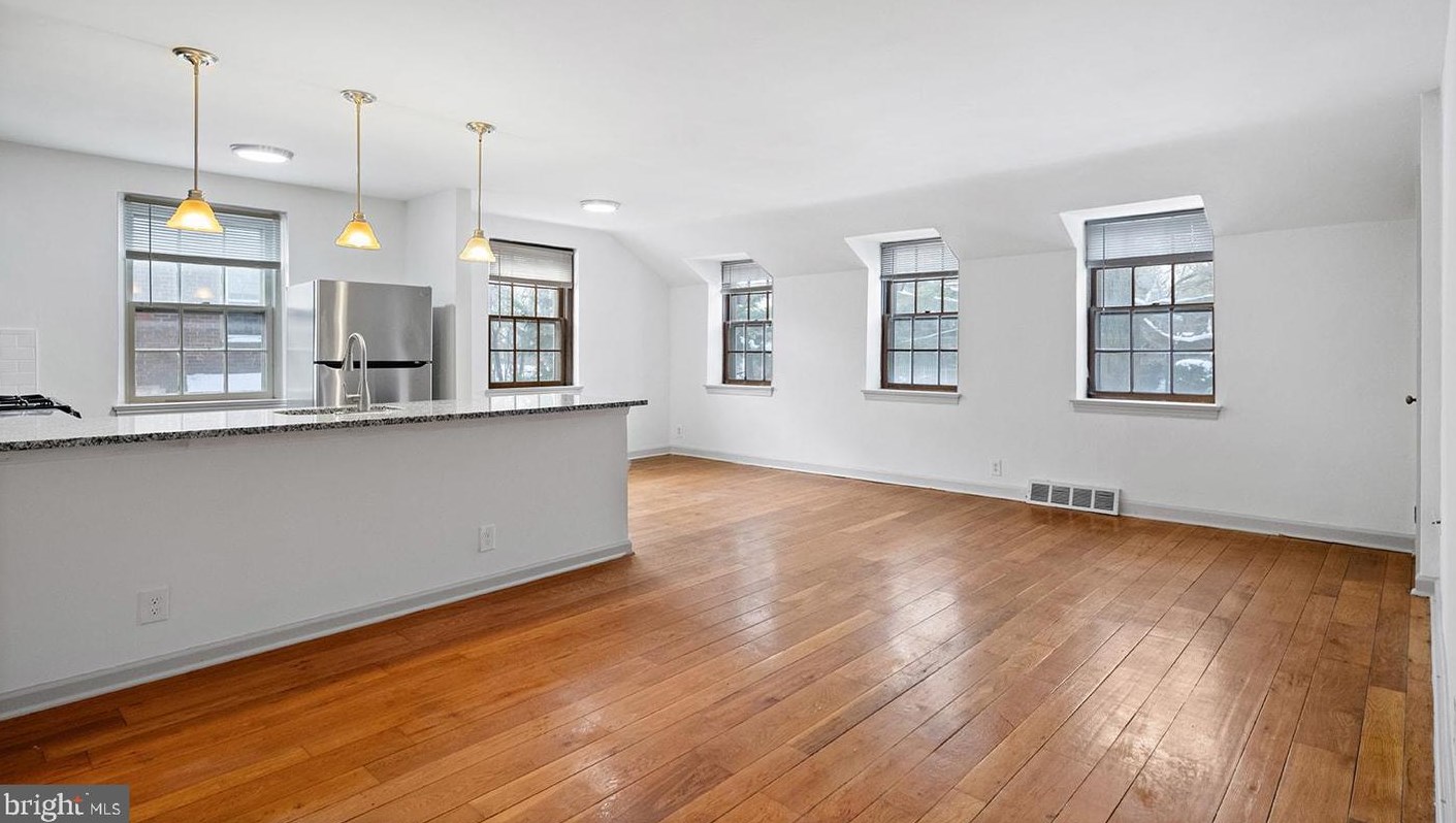2900 Wood Pipe Ln Apt D, Philadelphia, PA