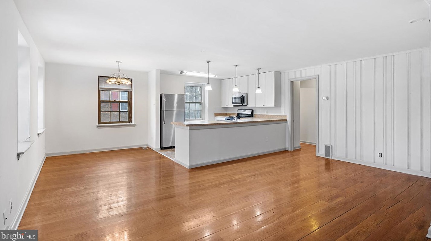 2921 Queen Ln #c, Philadelphia, PA 19129