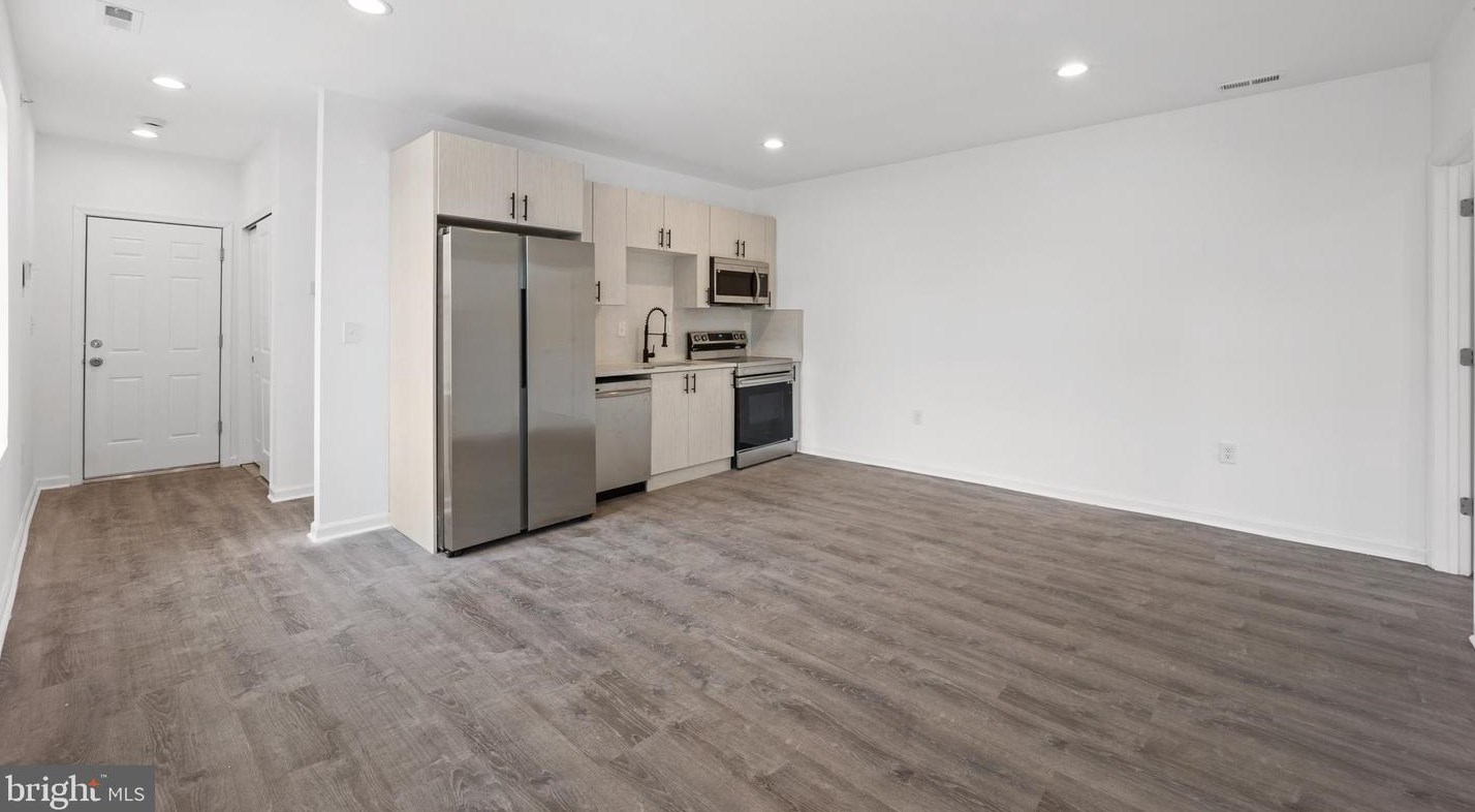 2553 W Harold St #2, Philadelphia, PA 19132