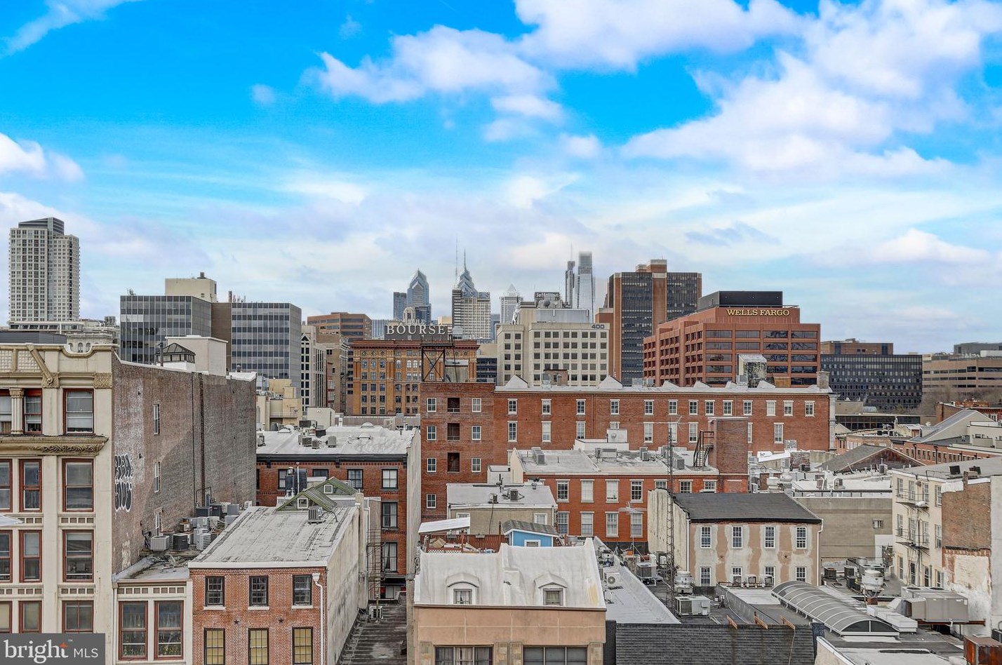 12 Letitia St, Philadelphia PA  19106-3022 exterior