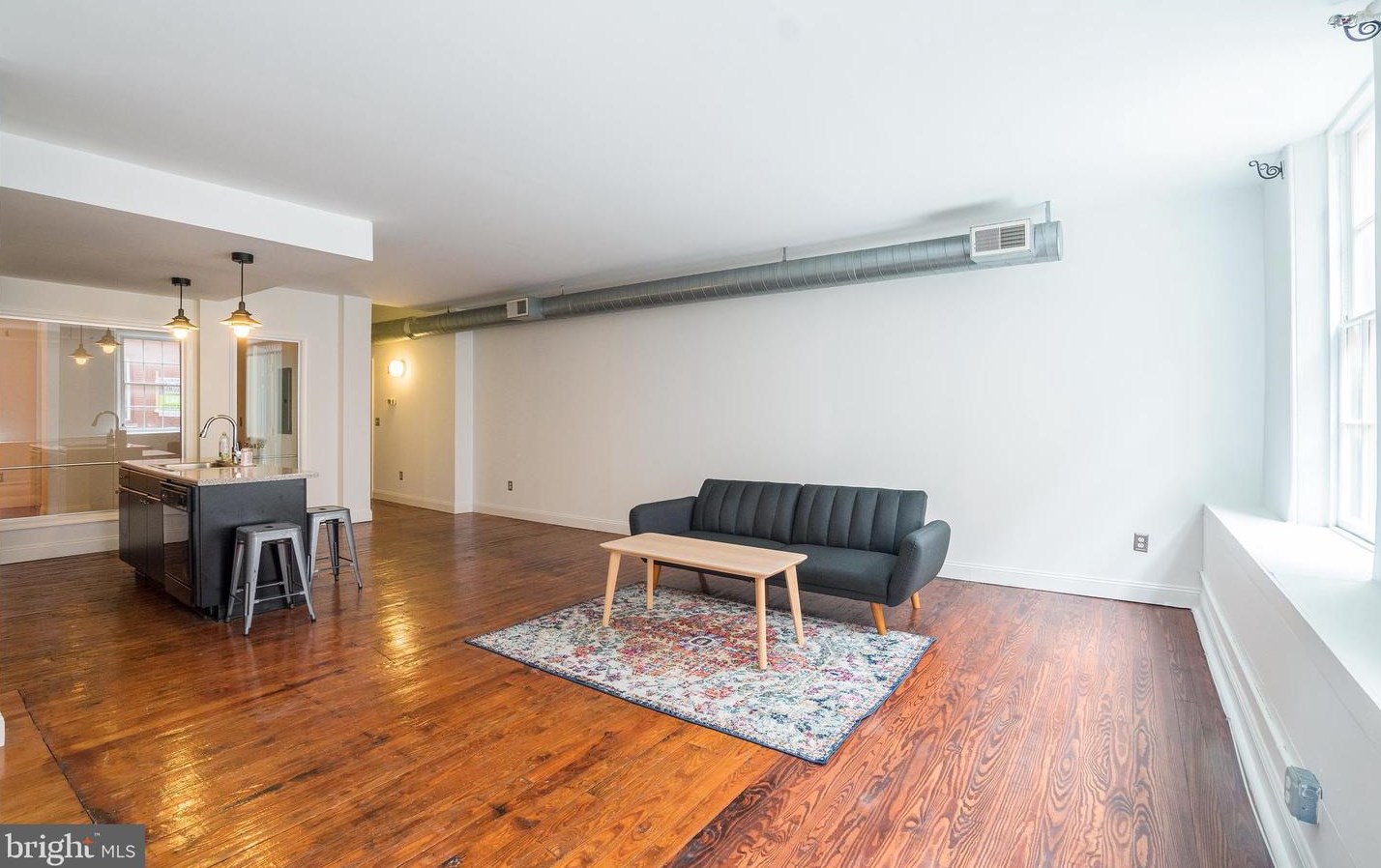 36 S Strawberry St #25, Philadelphia, PA 19106