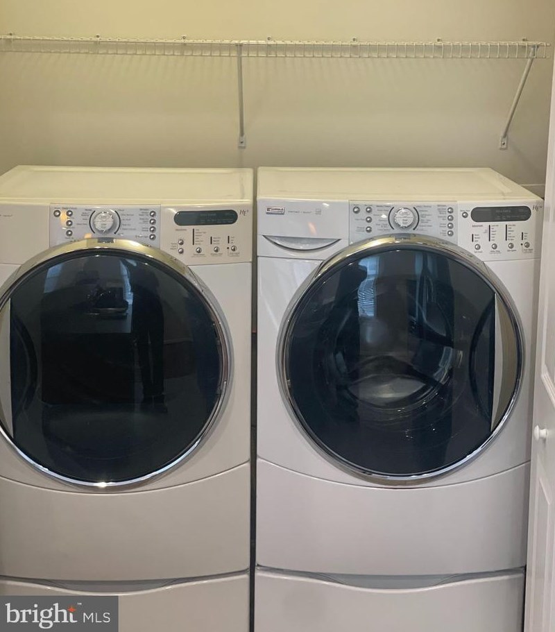 21 Brewerytown Ct, Philadelphia PA 19121-4431 exterior