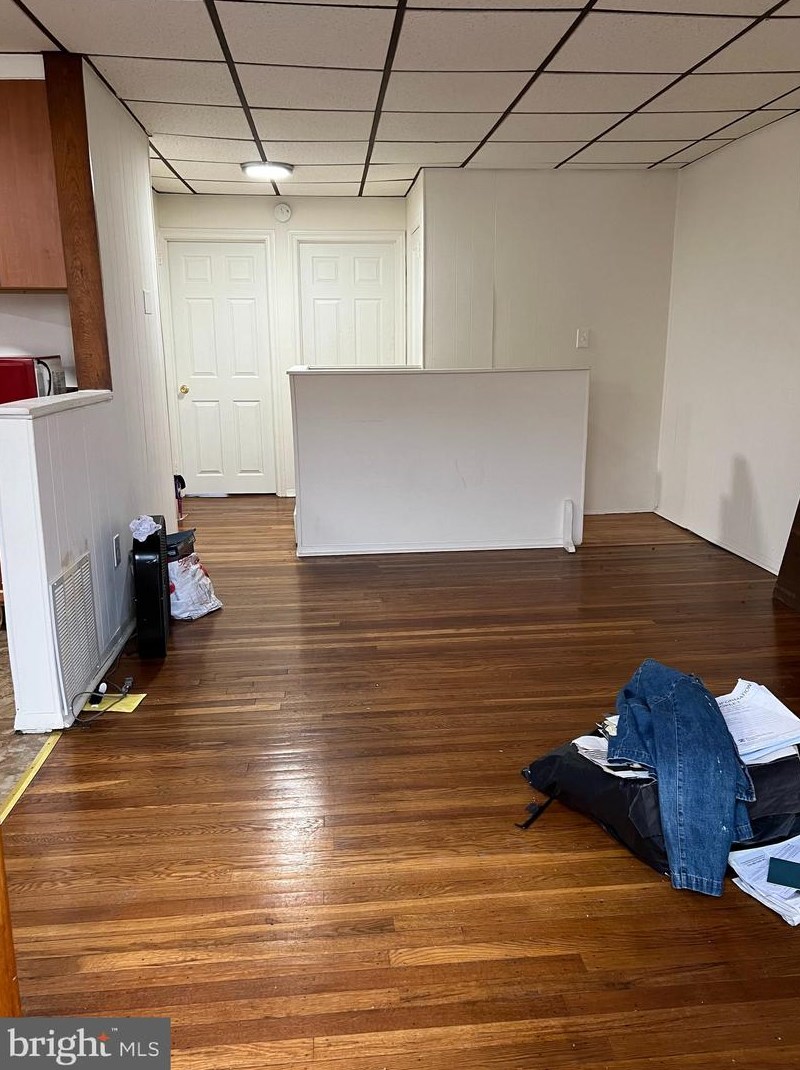 2451 57th St, Philadelphia, PA 19143-6101