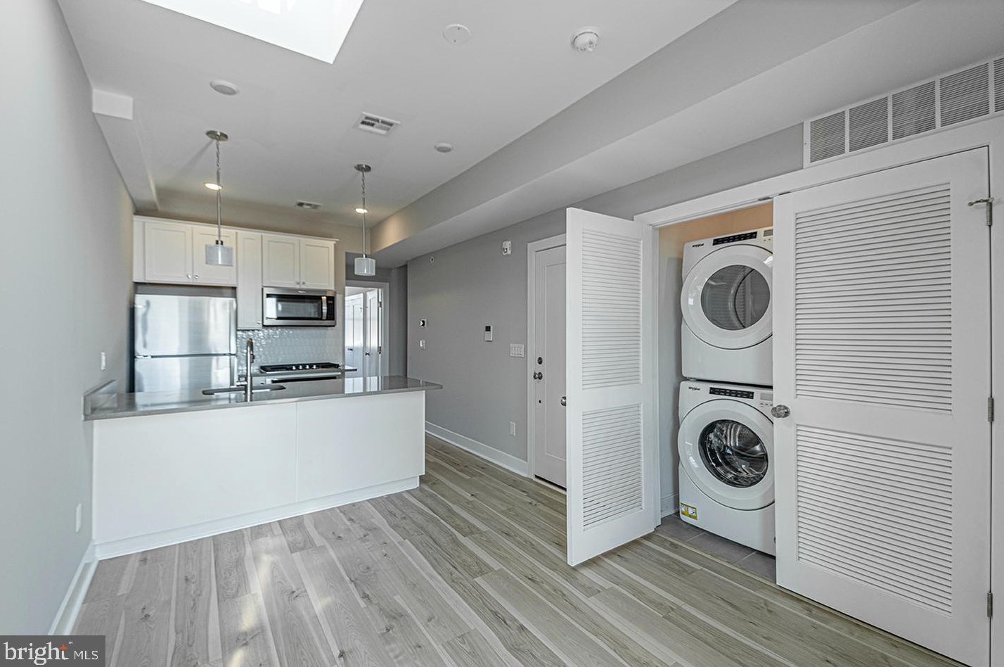 1436 S 52nd St #unit 3, Philadelphia, PA 19143