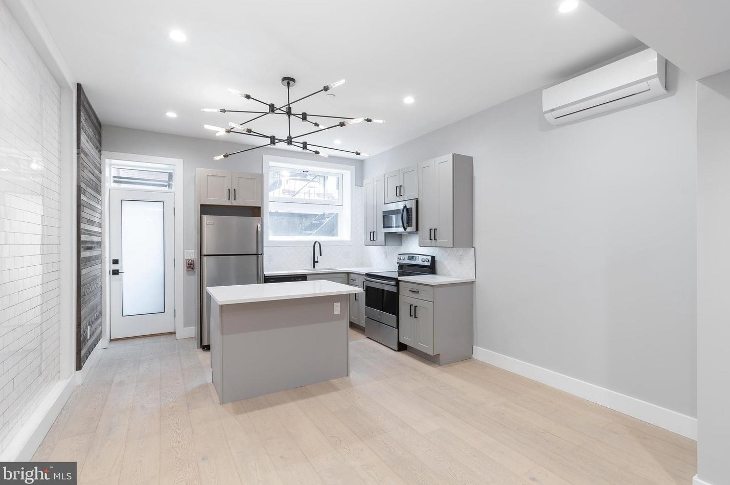 1707 Rittenhouse Square #1b, Philadelphia, PA 19103