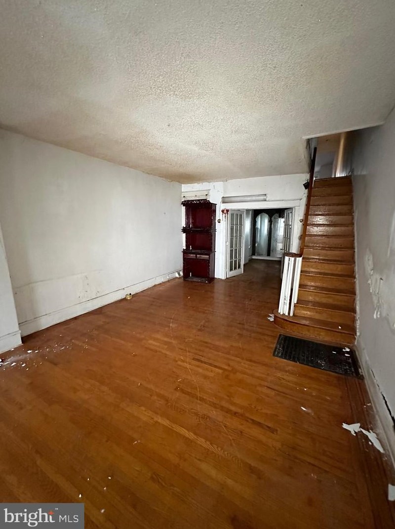 1909 E Cumberland St, Philadelphia, PA 19125