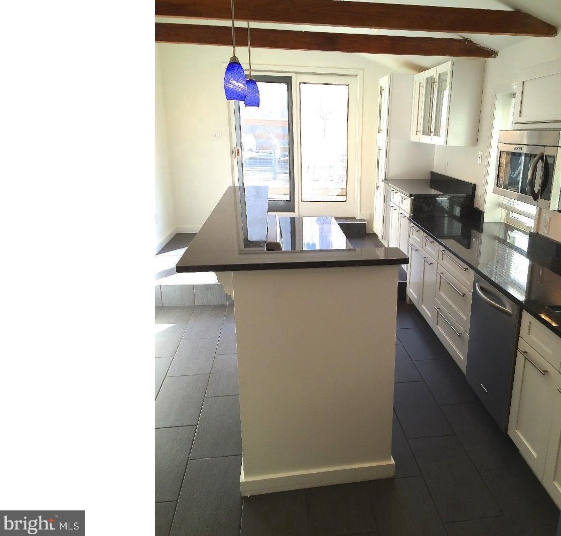 238 Catharine St #3, Philadelphia, PA 19147