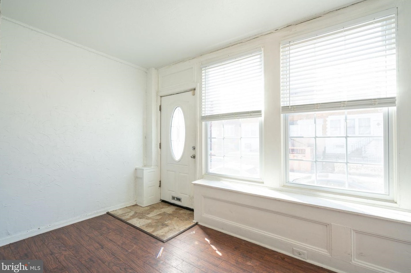 5007 Rosehill St, Philadelphia, PA 19120-3938