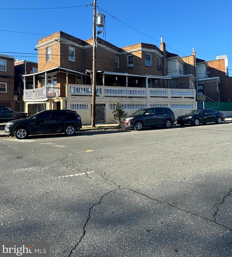 4800 Bingham St, Philadelphia, PA 19120-4301