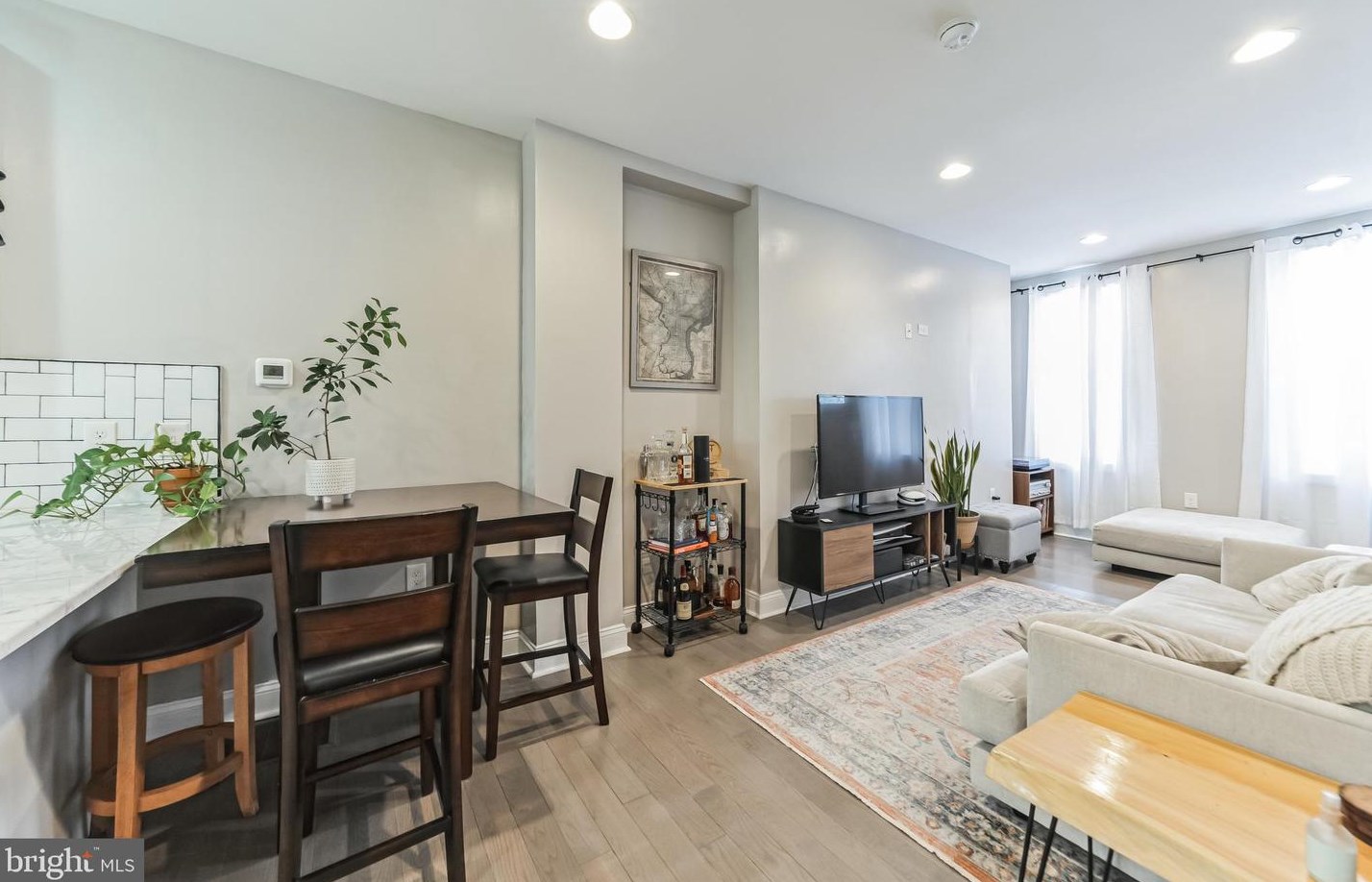 2122 Pierce St, Philadelphia PA  19145-1919 exterior