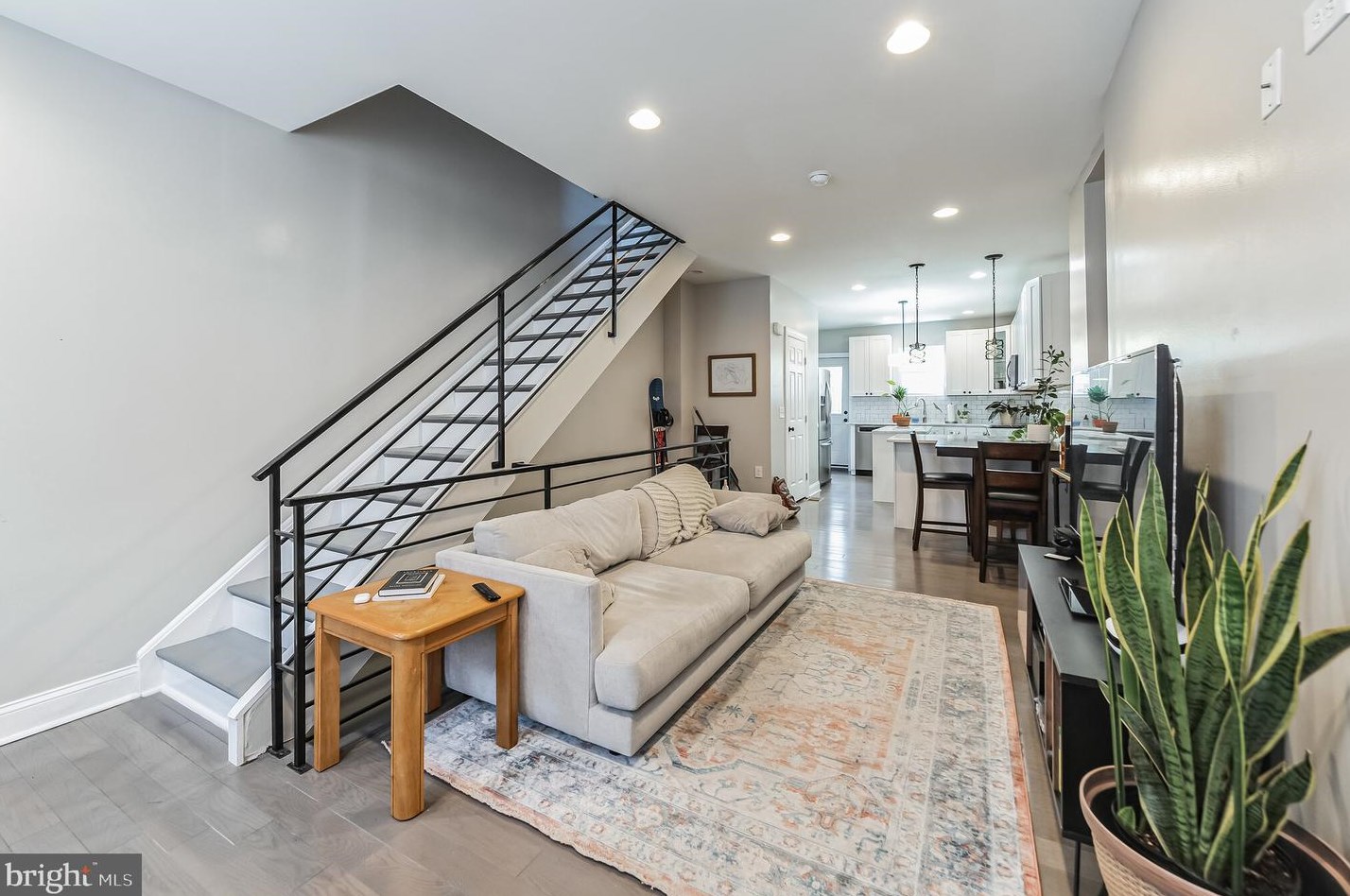 2122 Pierce St, Philadelphia PA  19145-1919 exterior