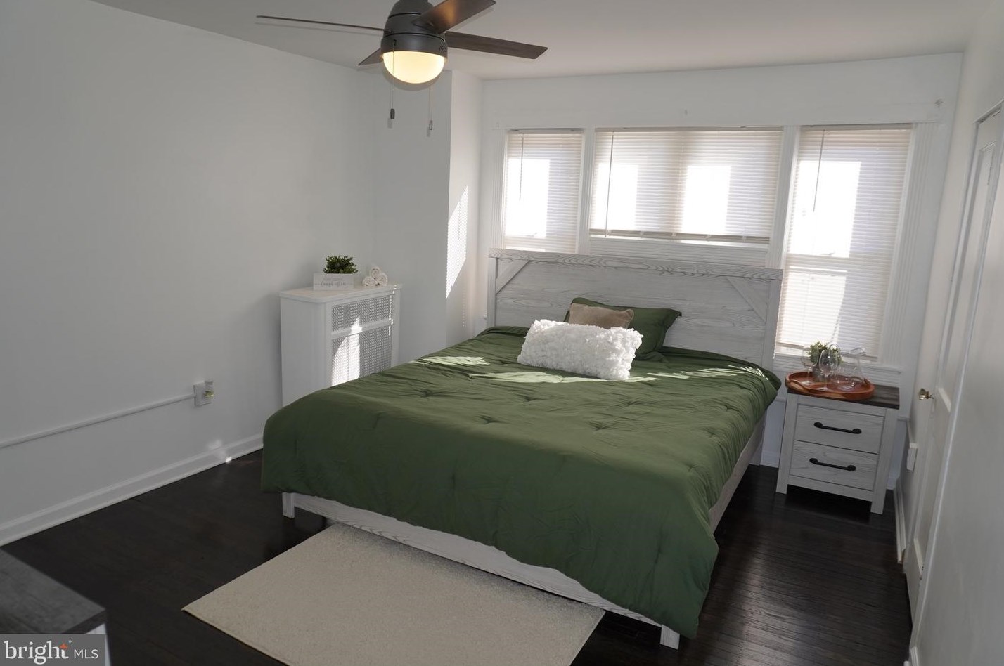 7387 Wheeler St, Philadelphia PA  19153-1420 exterior