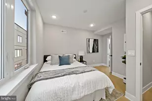 1810 E Moyamensing St, Philadelphia, PA 19148 - Photo 12