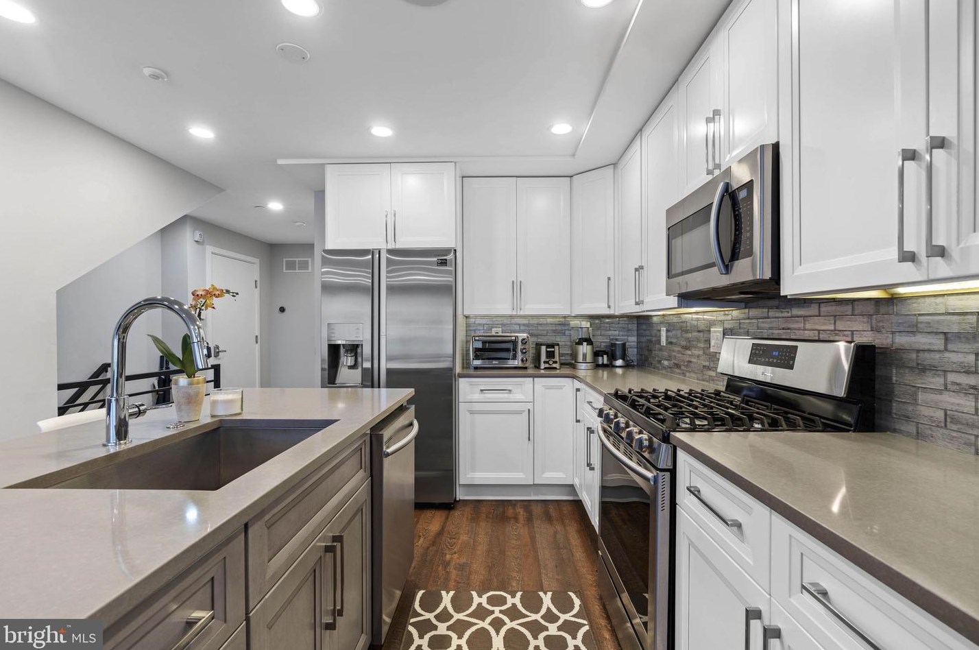 769 N Uber St #1, Philadelphia, PA 19130