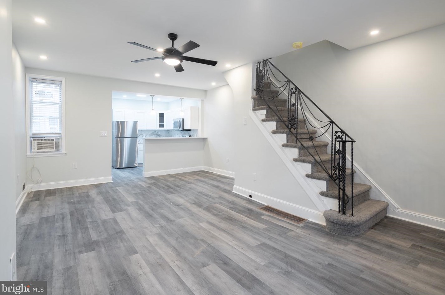33 N Conestoga St, Philadelphia, PA 19139