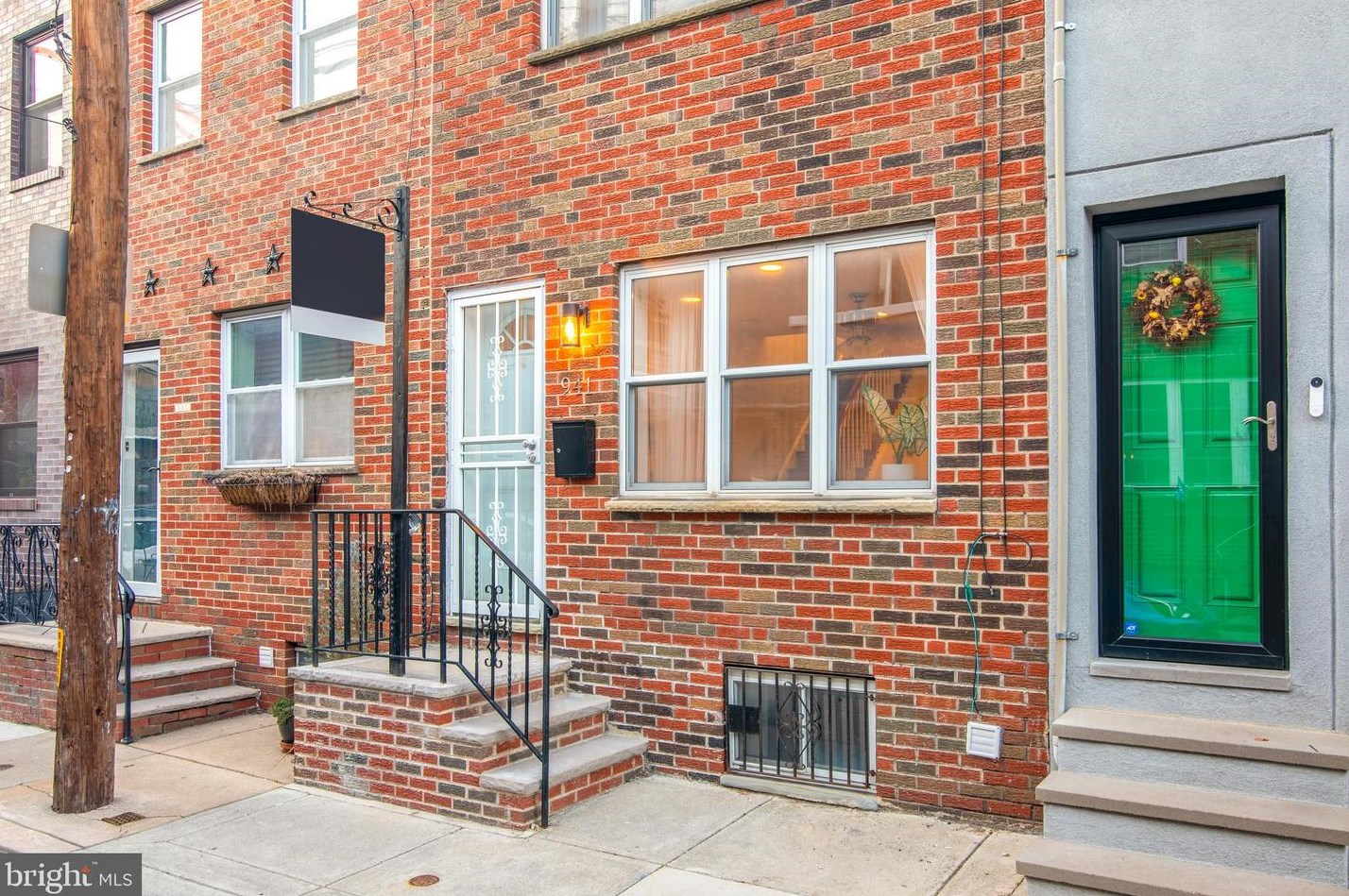 941 Sigel St, Philadelphia, PA 19148-1620