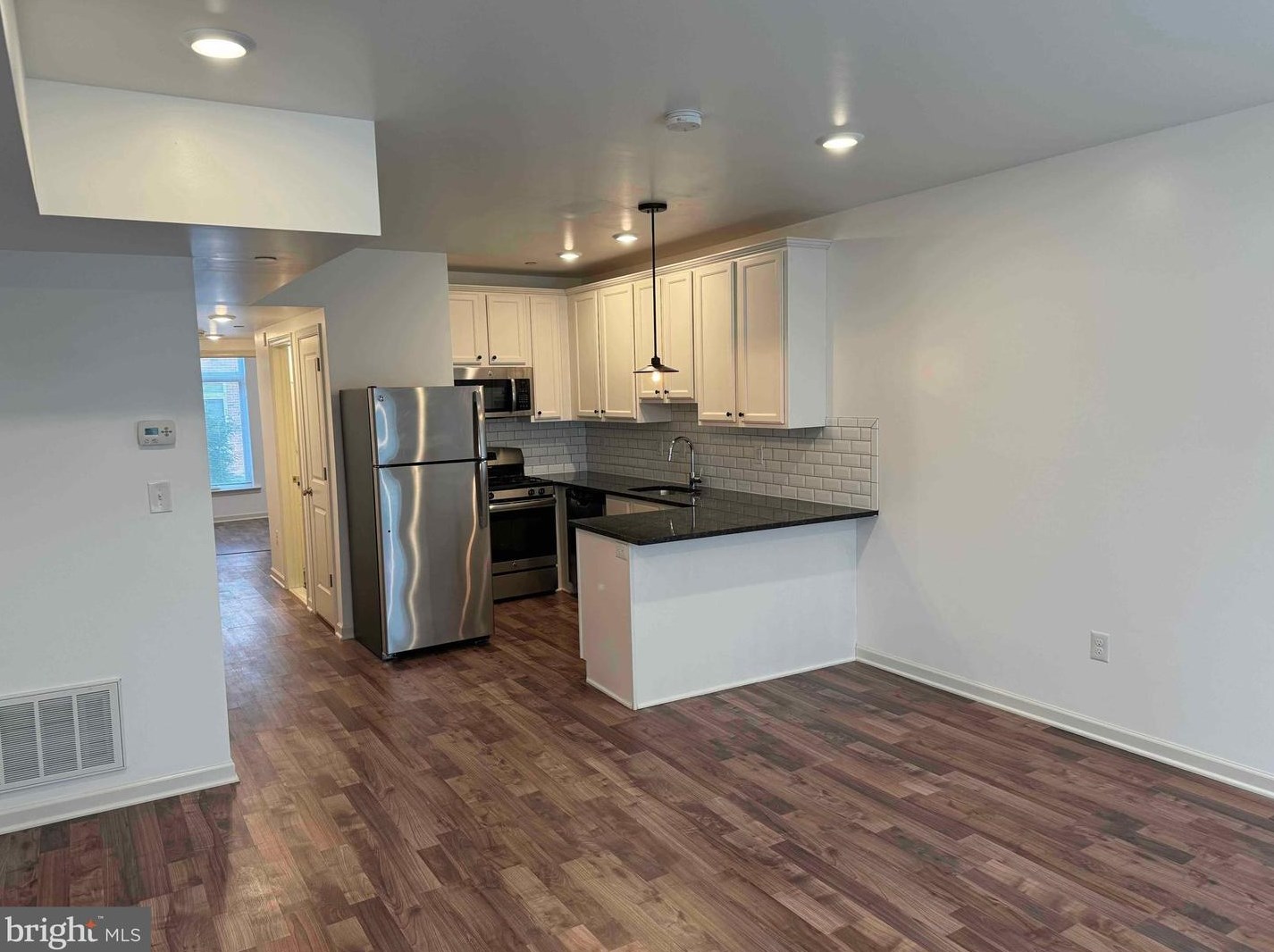 6619 Ridge Ave #302, Philadelphia, PA 19128