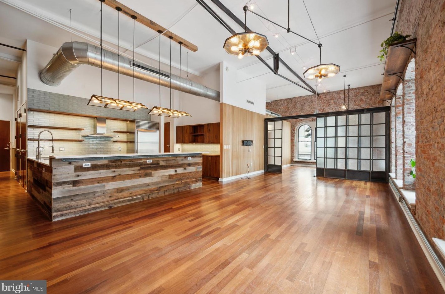 105 S 12th St #500, Philadelphia, PA 19107