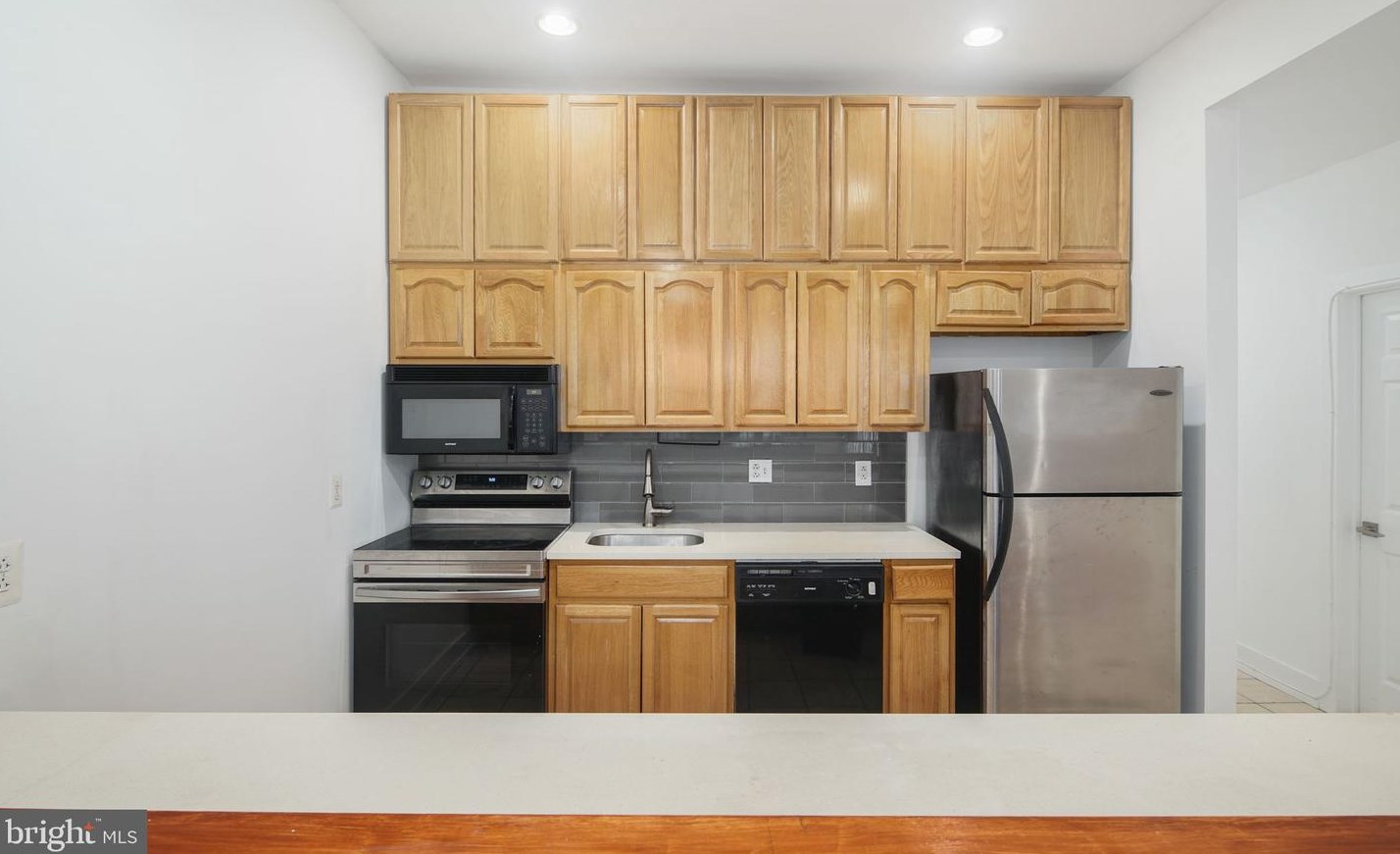 2218 Frankford Ave #b, Philadelphia, PA 19125