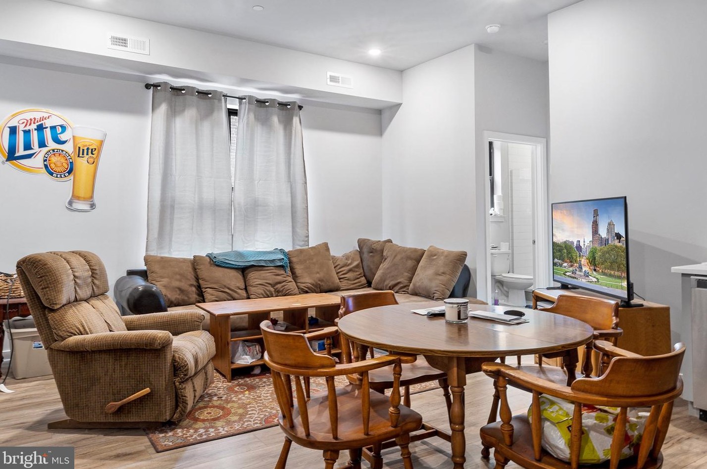 5102 Rochelle Ave #25, Philadelphia, PA 19128