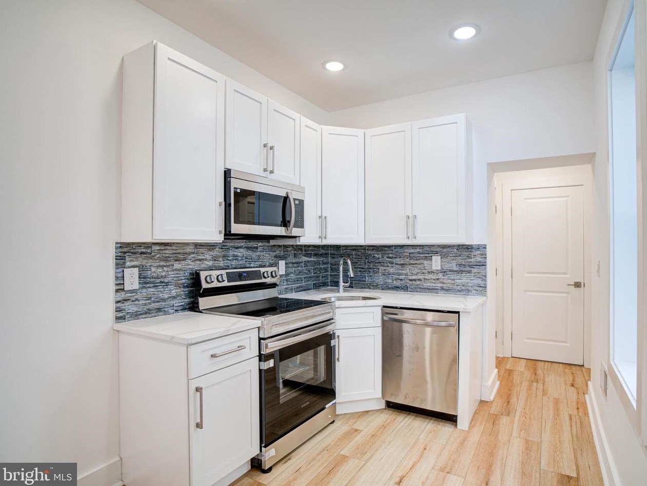 2052 Stella St, Philadelphia PA  19134-3635 exterior