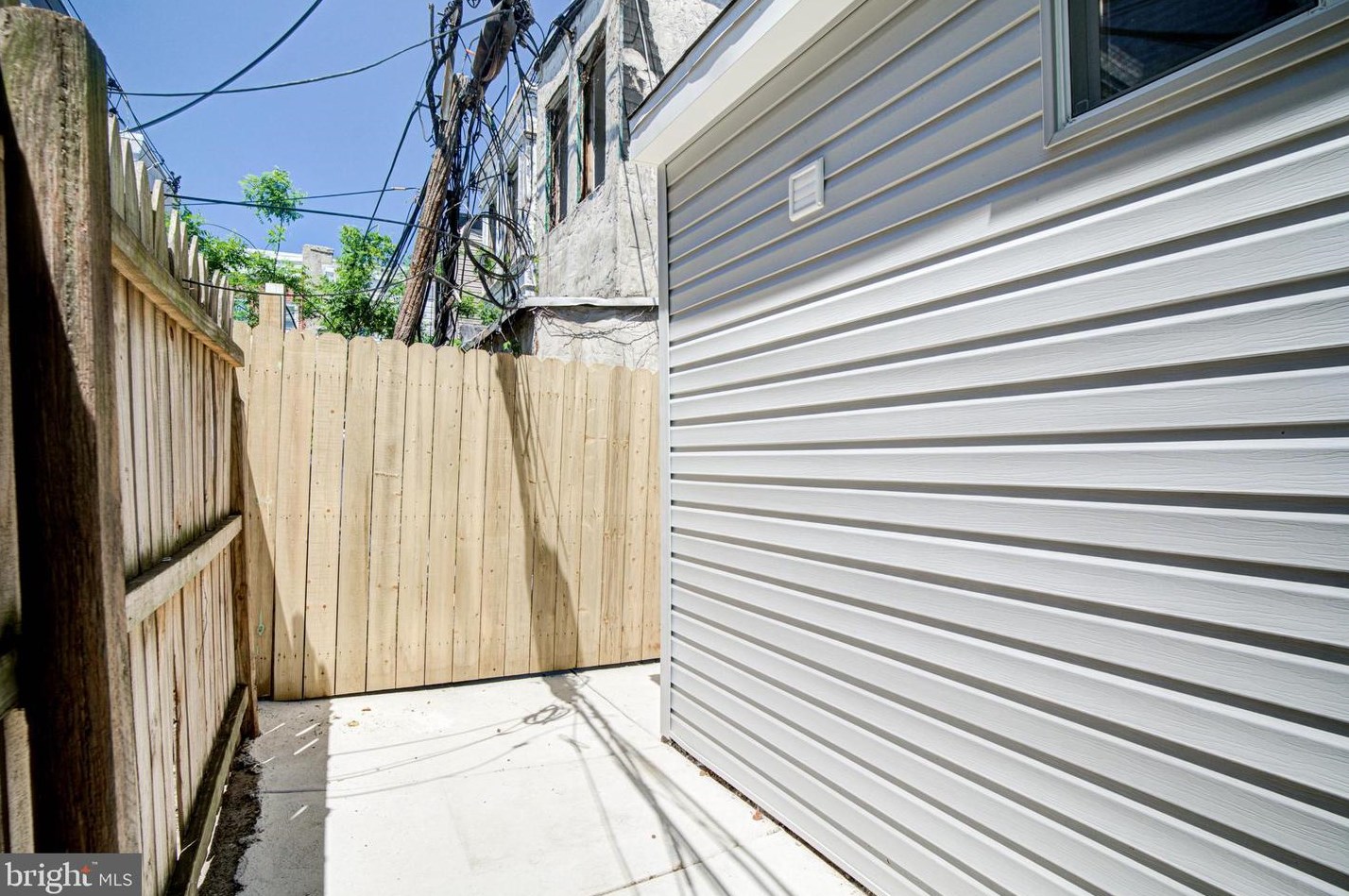 2052 Stella St, Philadelphia PA  19134-3635 exterior