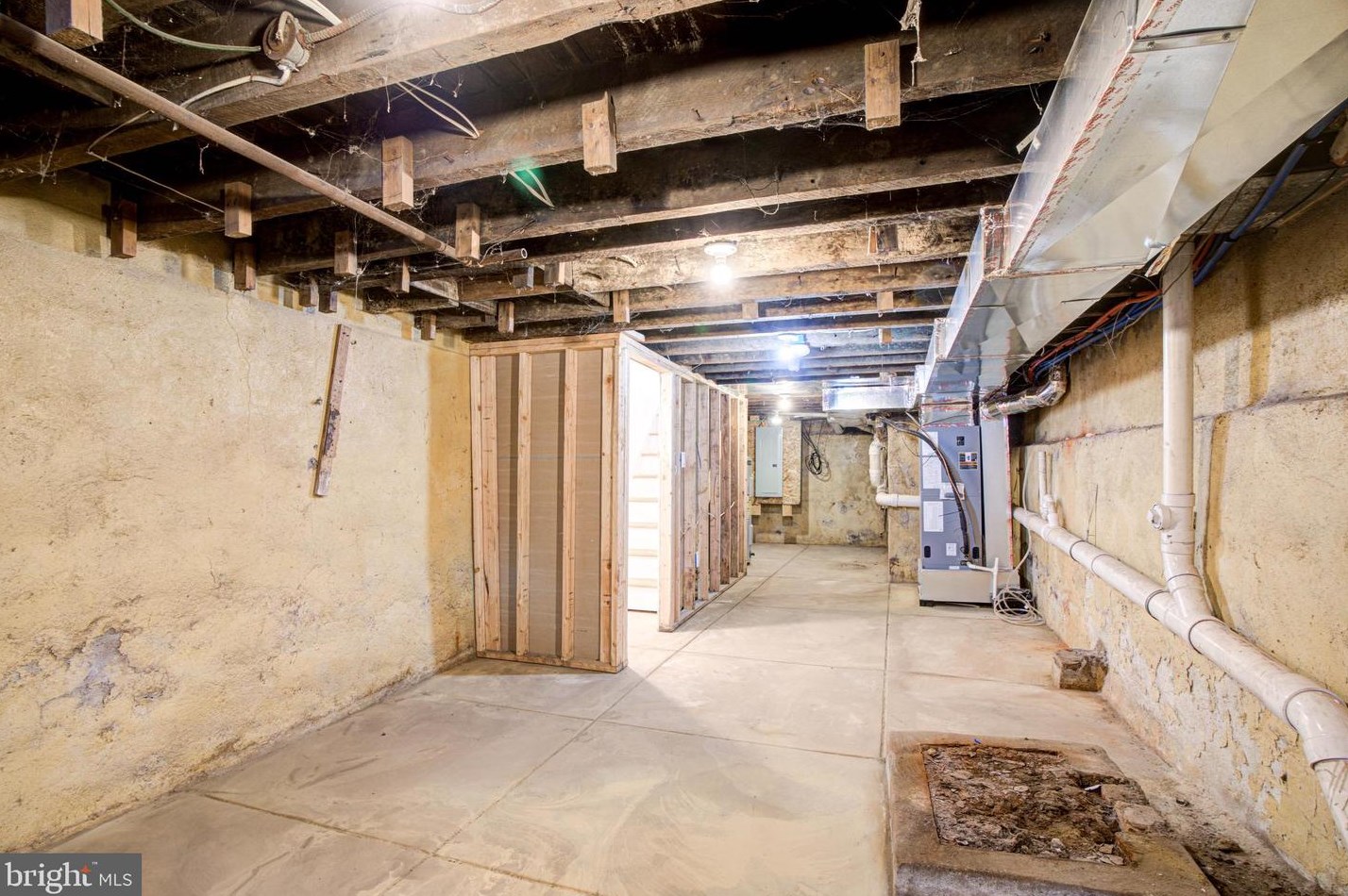 2052 Stella St, Philadelphia PA  19134-3635 exterior