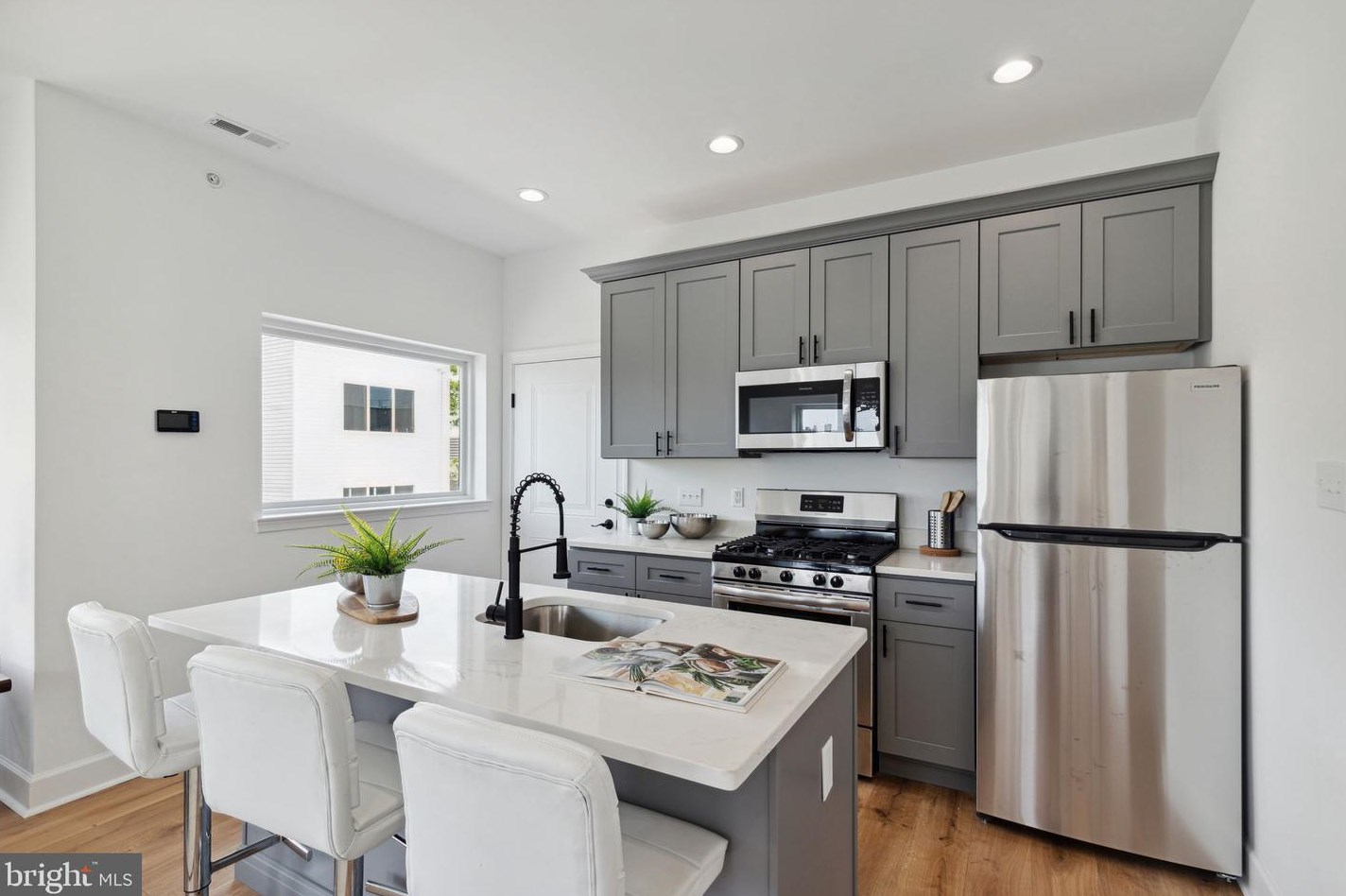 2008 N 5th St #1b, Philadelphia, PA 19122