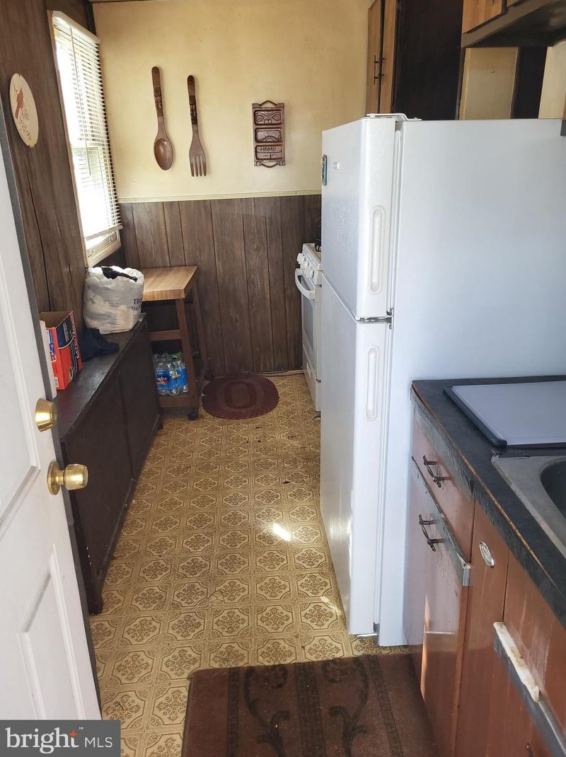 6633 Torresdale Ave, Philadelphia PA  19135-2827 exterior