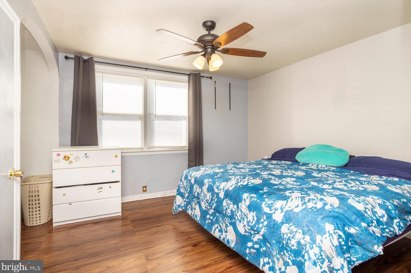 7619 Thouron Ave, Philadelphia PA  19150-2207 exterior