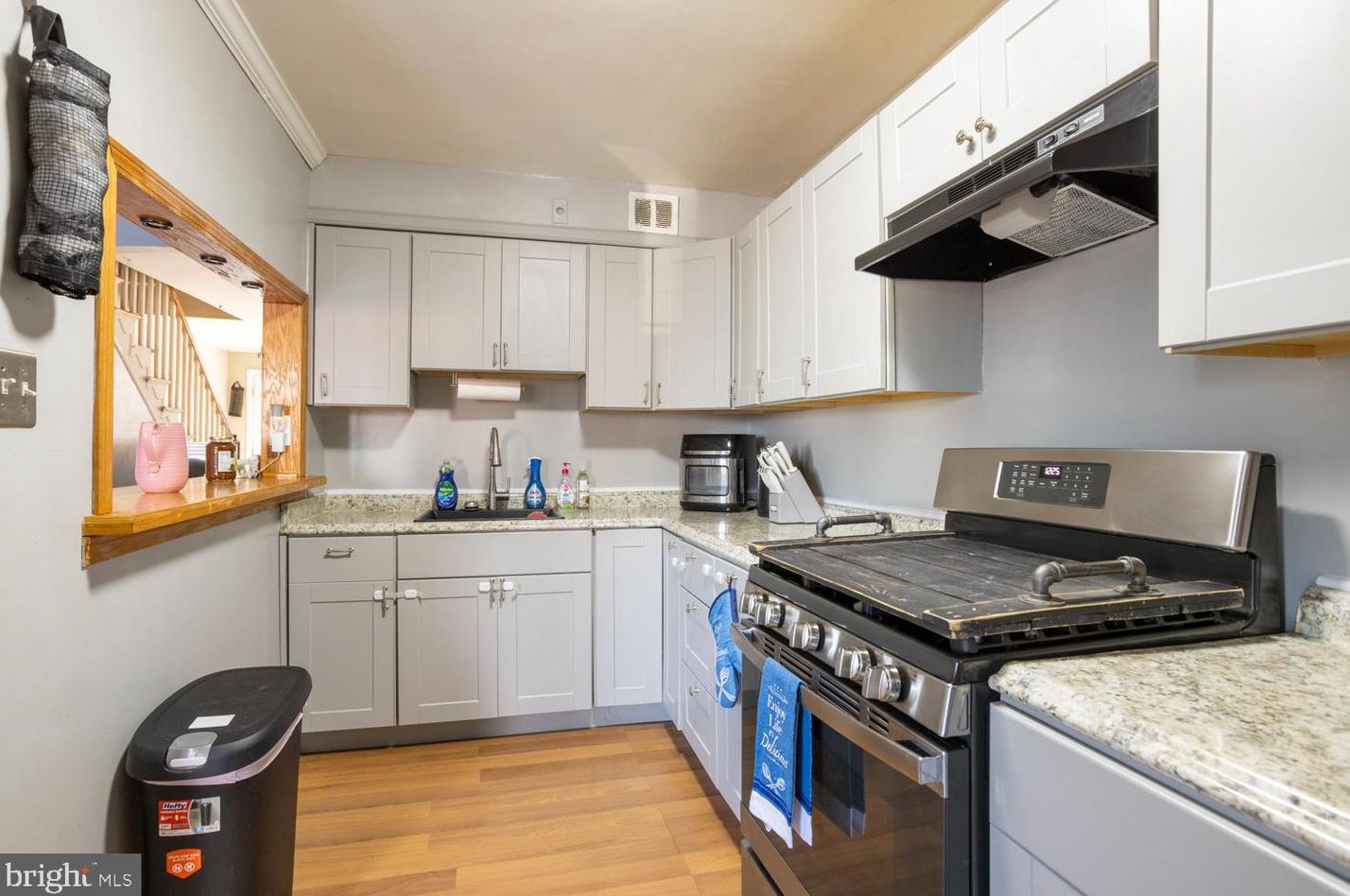7619 Thouron Ave, Philadelphia PA  19150-2207 exterior