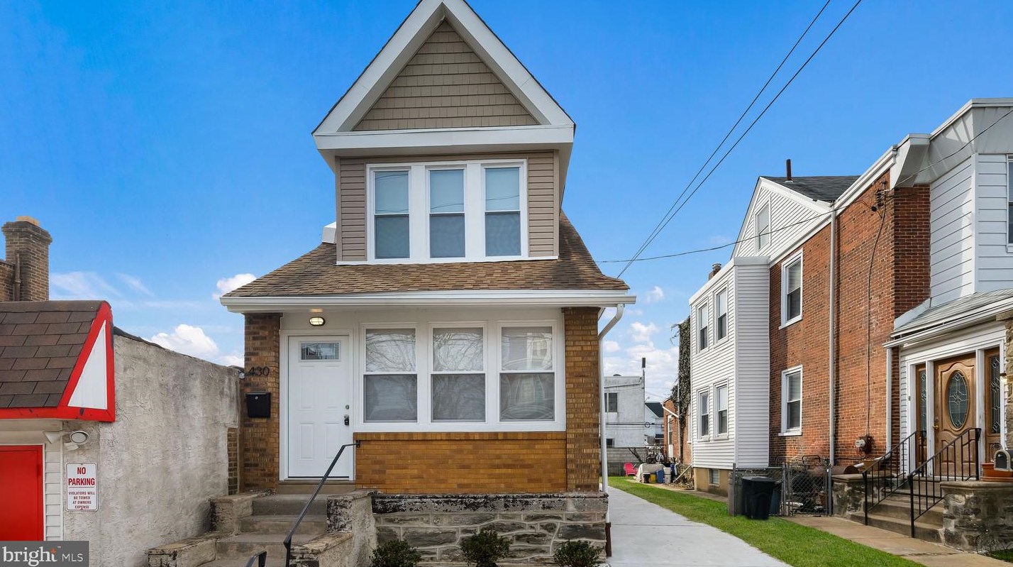430 Hellerman St, Philadelphia PA  19111-5214 exterior