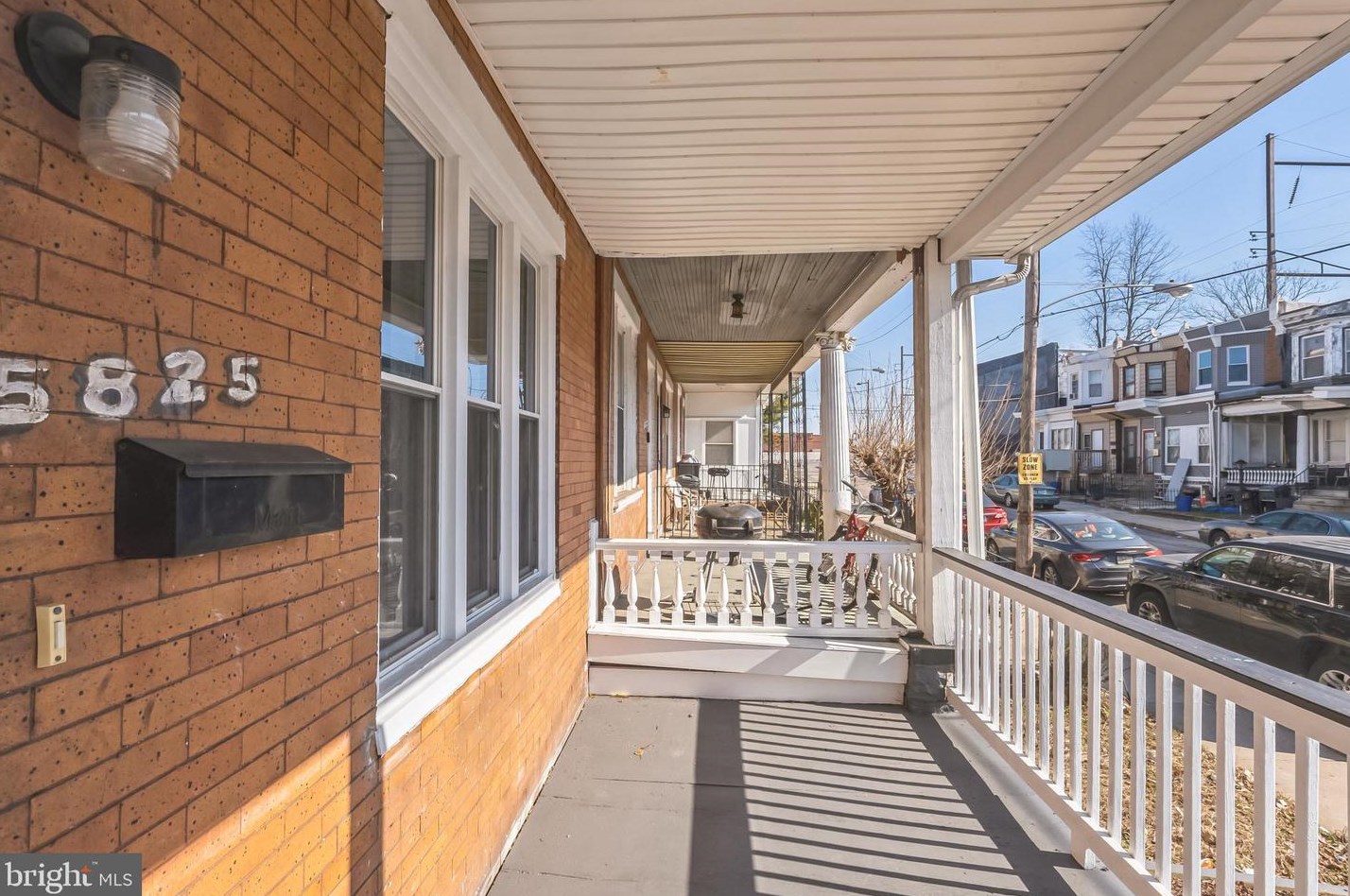 5825 Angora Ter, Philadelphia, PA 19143-3122