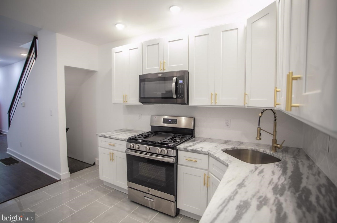 1814 Taney St, Philadelphia PA  19121-2612 exterior