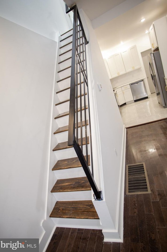 1814 Taney St, Philadelphia PA  19121-2612 exterior