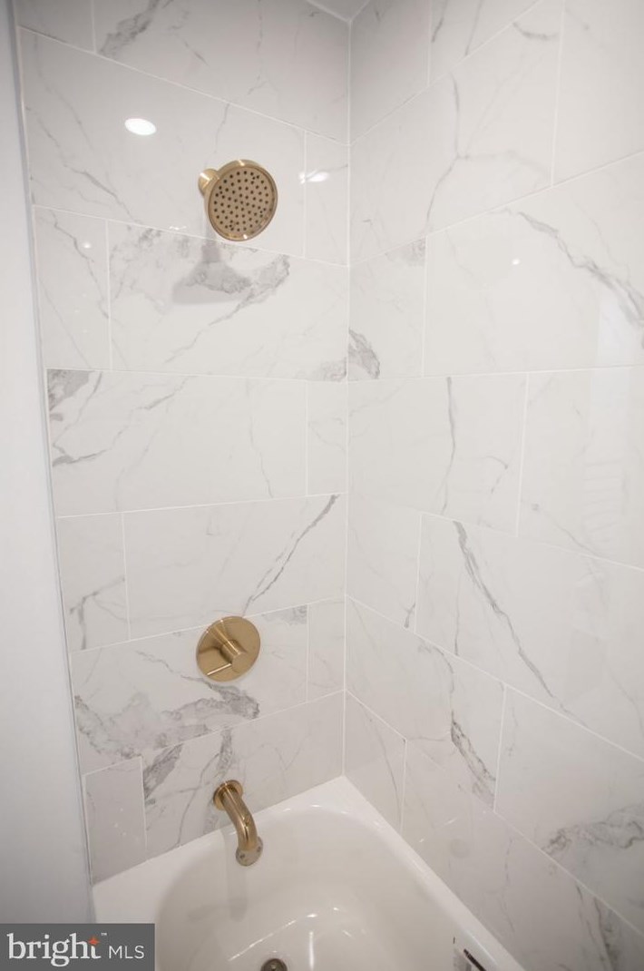 1814 Taney St, Philadelphia PA  19121-2612 exterior