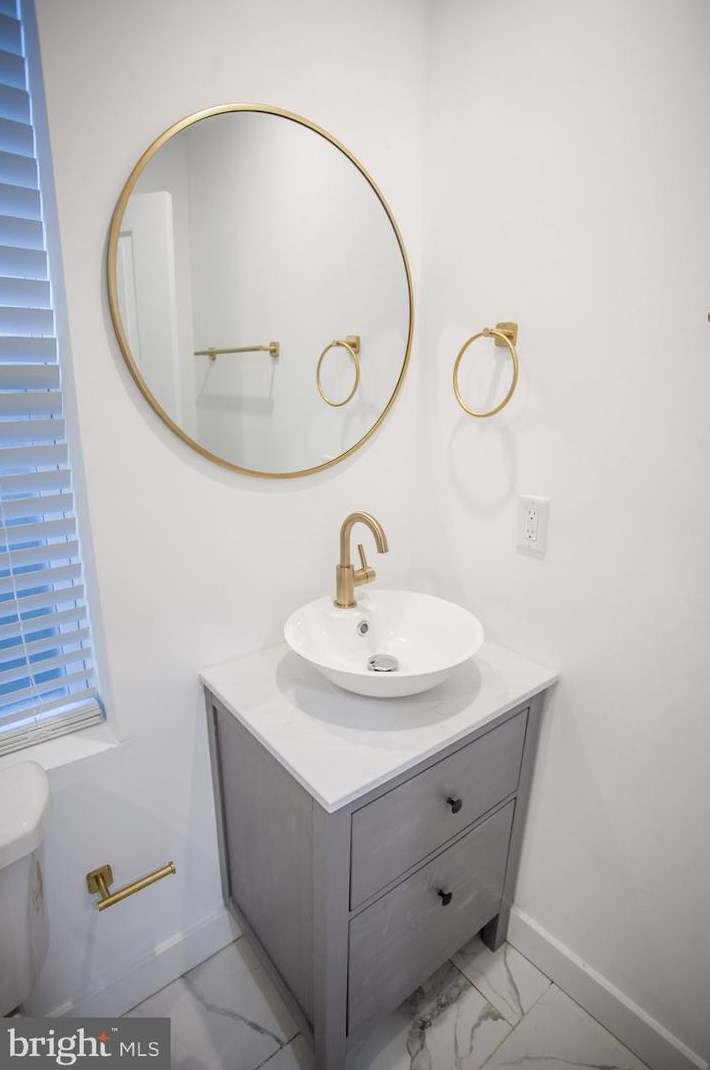 1814 Taney St, Philadelphia PA  19121-2612 exterior