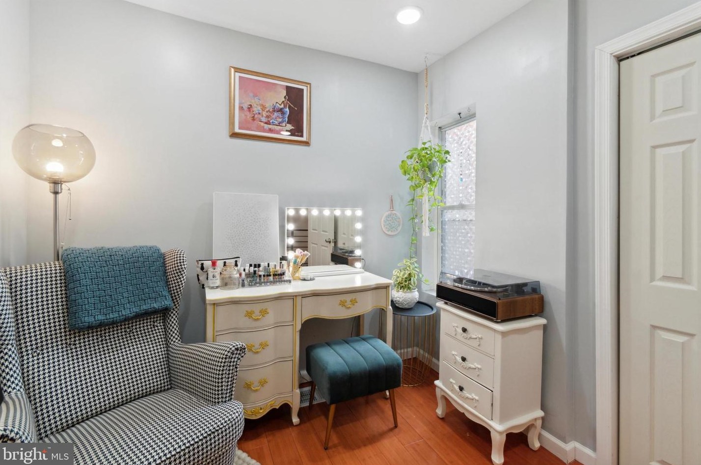 126 Pleasant St, Philadelphia PA  19119-2144 exterior