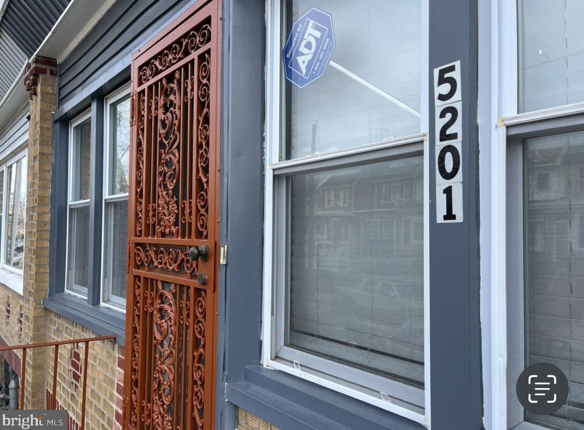 5201 Pennway St, Philadelphia PA 19124-3506 exterior