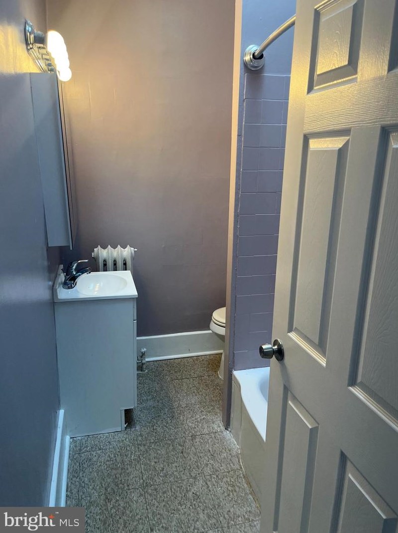 5134 N 12th St #2, Philadelphia, PA 19141