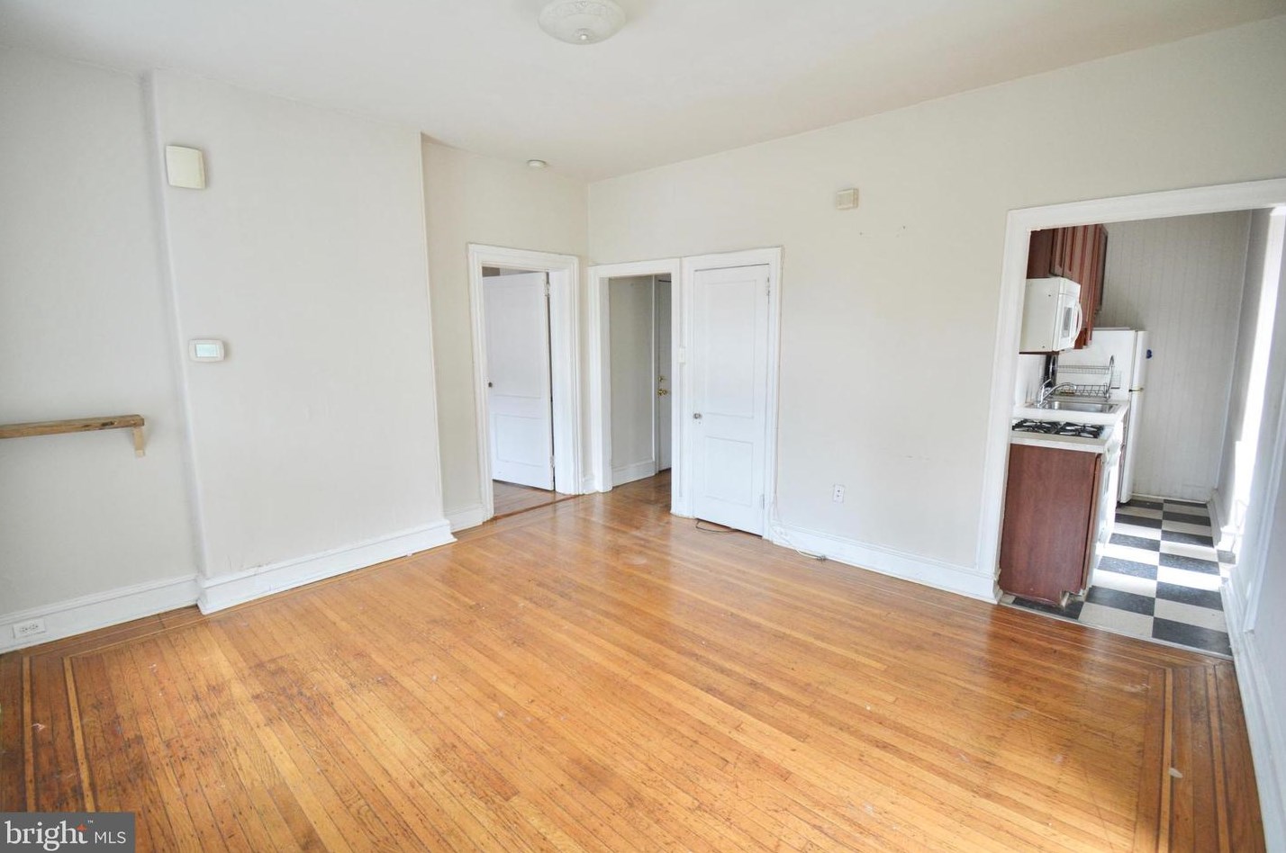 122 W Manheim St #12, Philadelphia, PA 19144
