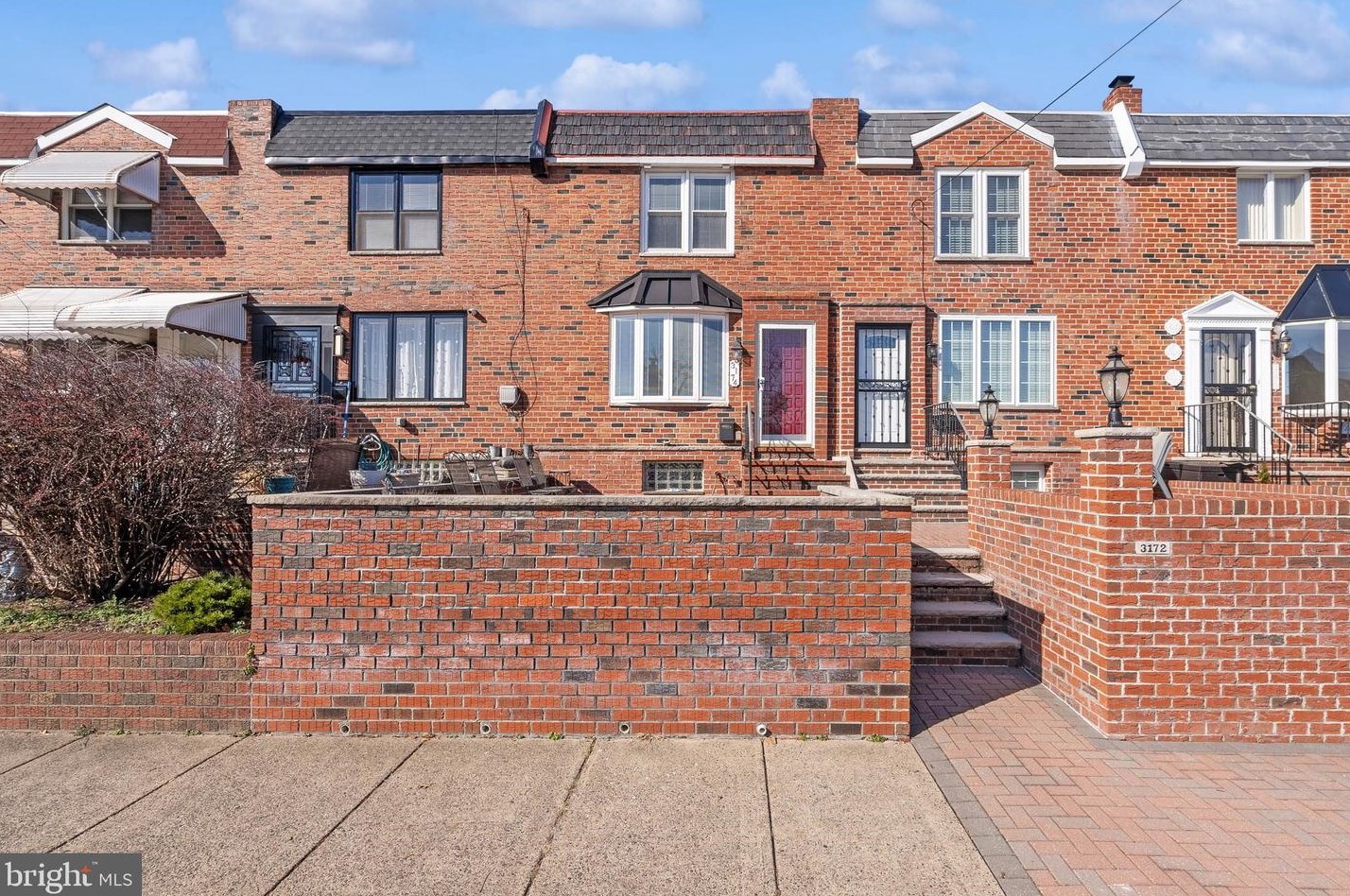 3174 S 17th St, Philadelphia, PA 19145