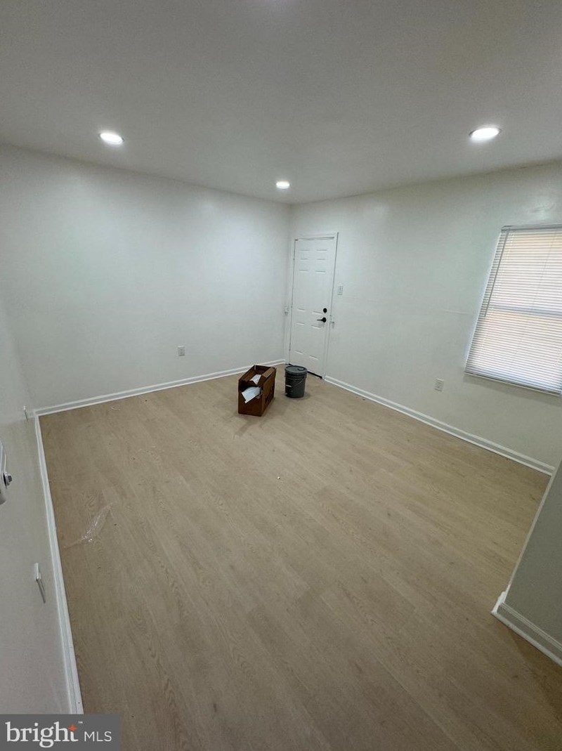 4648 Edmund St #1, Philadelphia, PA 19124