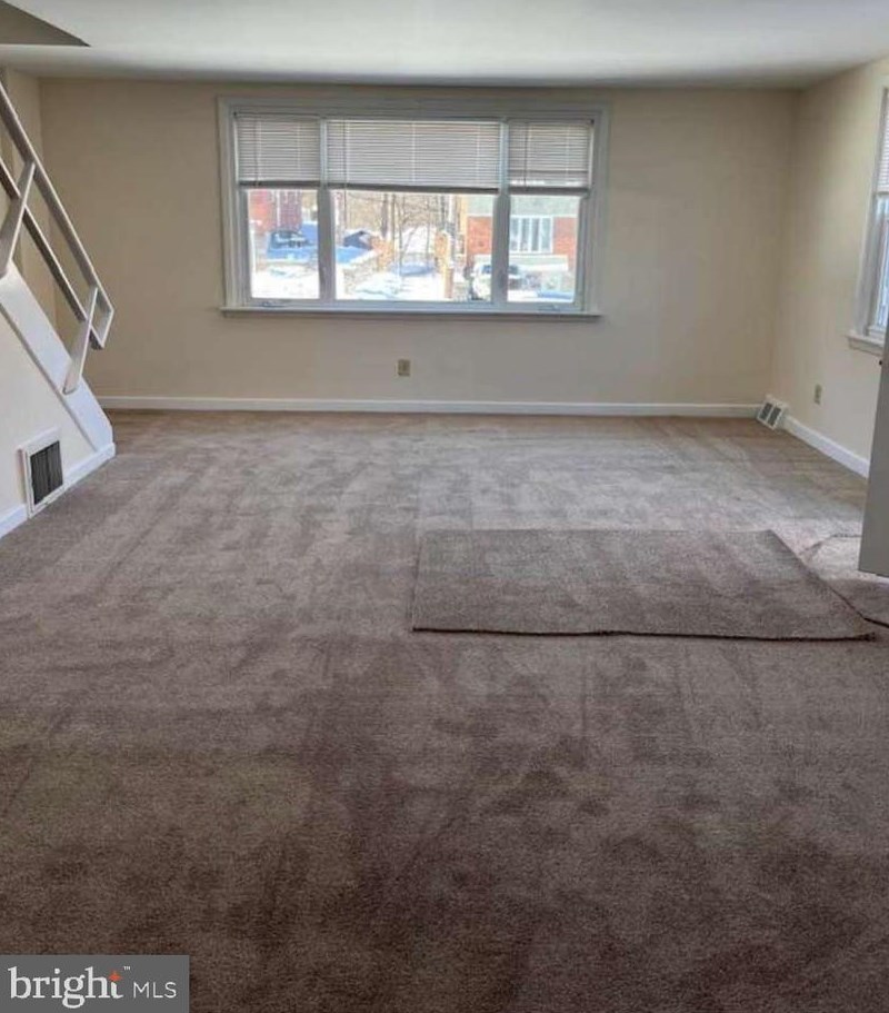805 Millwood Rd, Philadelphia, PA 19115-4123