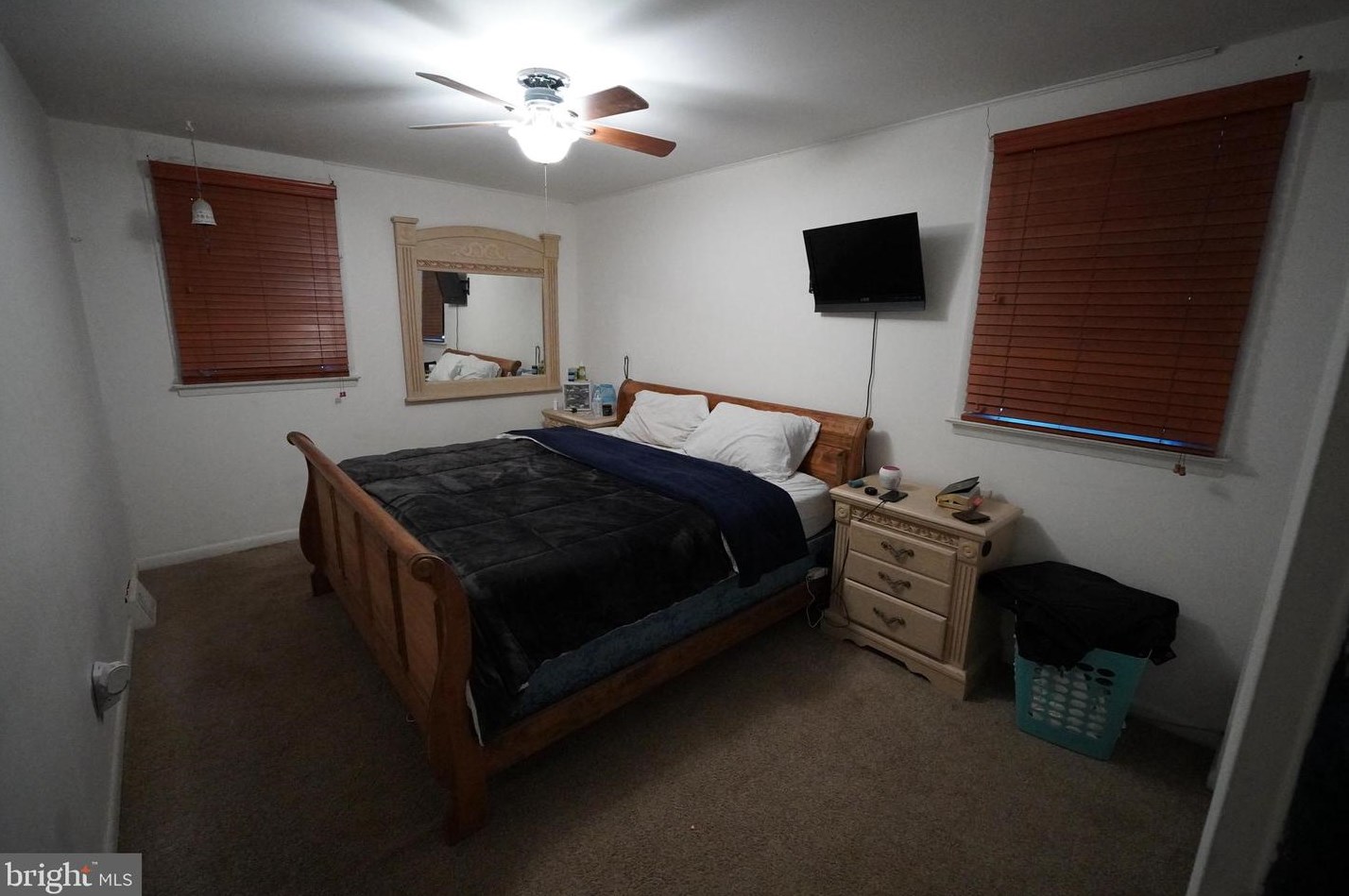 7941 Langdon St, Philadelphia PA 19111-2933 exterior