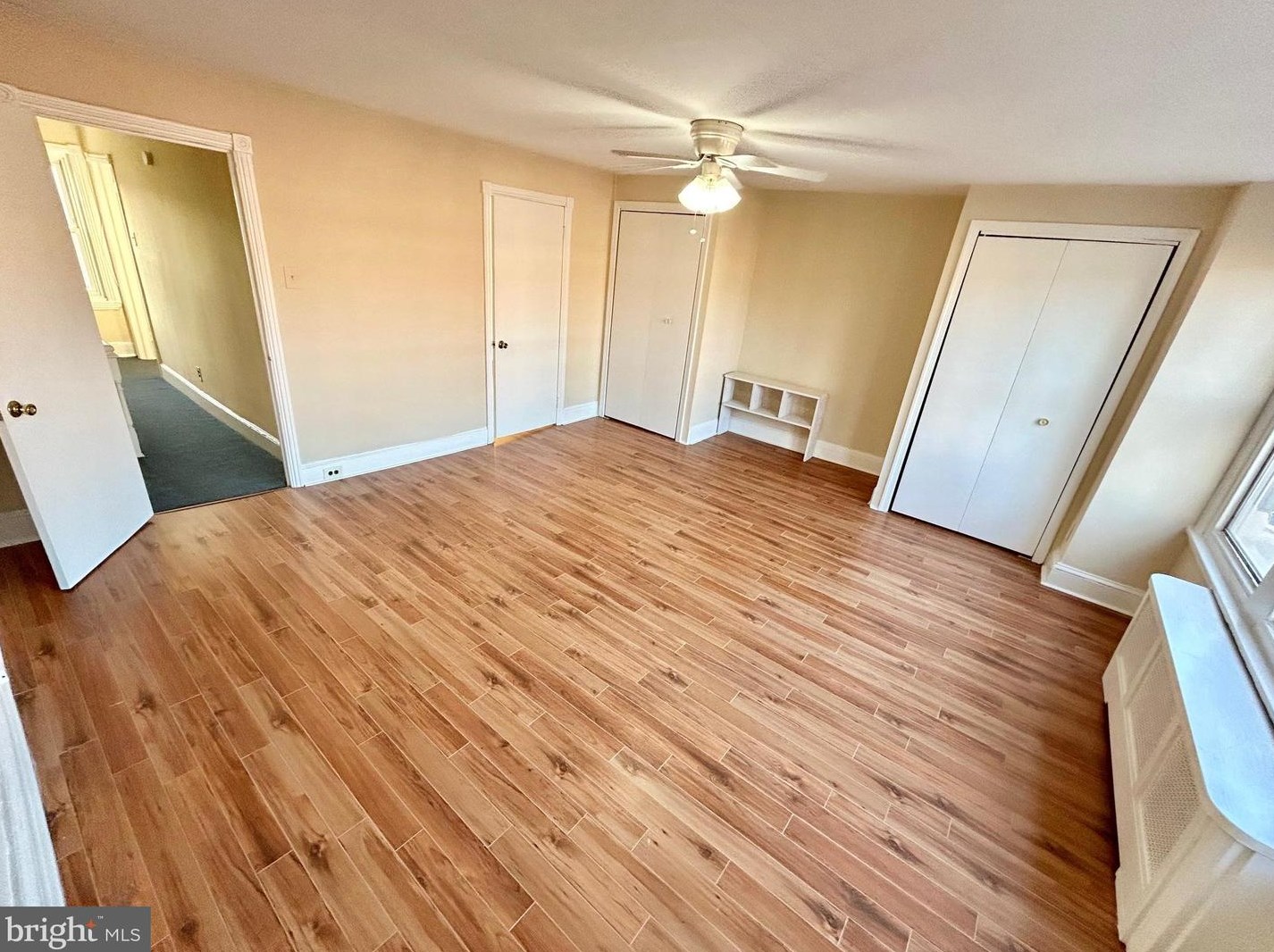 1156 S 13th St #2, Philadelphia, PA 19147