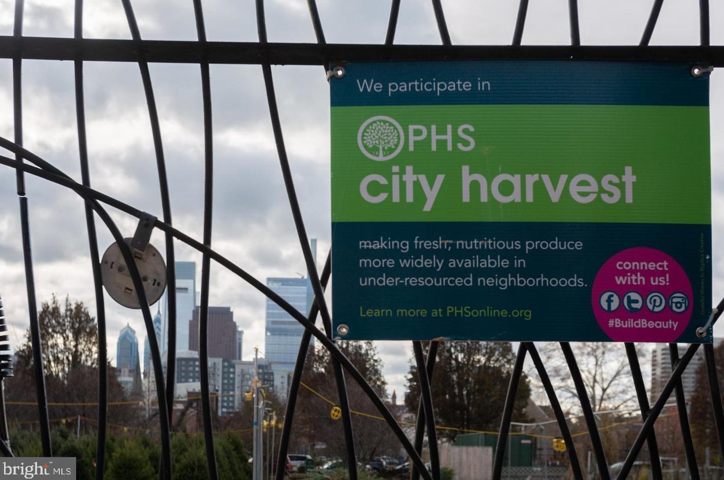 1929 Wallace St, Philadelphia PA  19130-3292 exterior